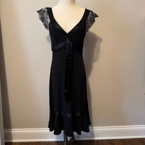 Elegant Black Lace Sleeve Dress